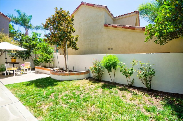 19 Las Cruces, Irvine CA: https://media.crmls.org/medias/e63c92b7-f5d2-4f6a-ad5b-51ccf2fd0fc5.jpg