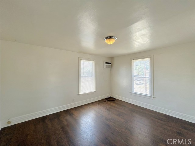 Image 7 of 15 For 3449 4th Street 4