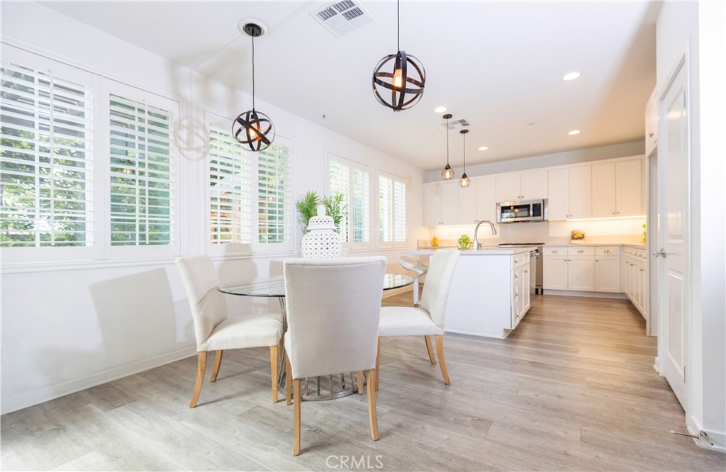 E63f7949 69b6 401a 86a0 84171ae00ddd