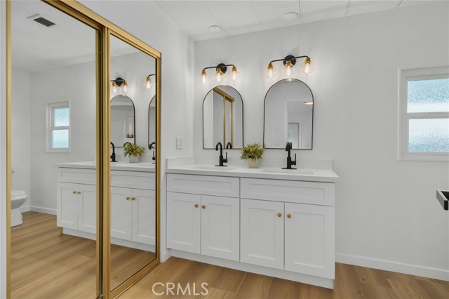 626 N. Dearborn Street, Redlands CA: https://media.crmls.org/medias/e640b310-4ac8-4ca0-b2b1-bbabe0e52171.jpg