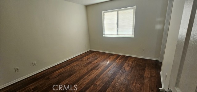 Detail Gallery Image 7 of 18 For 1085 Circle City Dr #202,  Corona,  CA 92879 - 2 Beds | 2 Baths