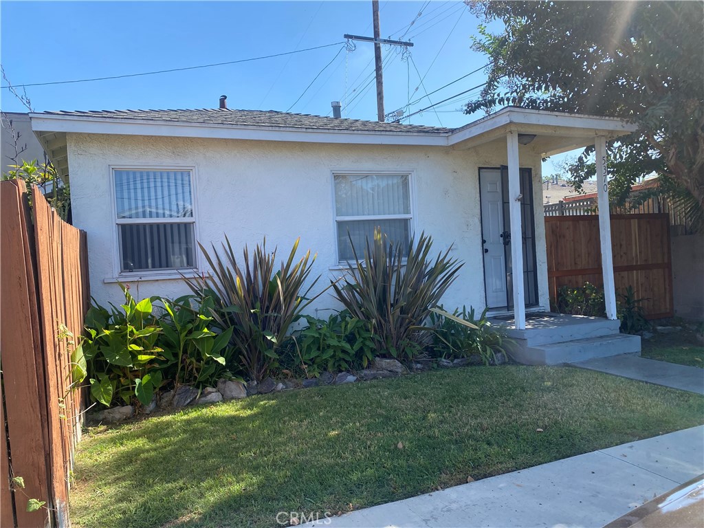 400 E Market — image 1