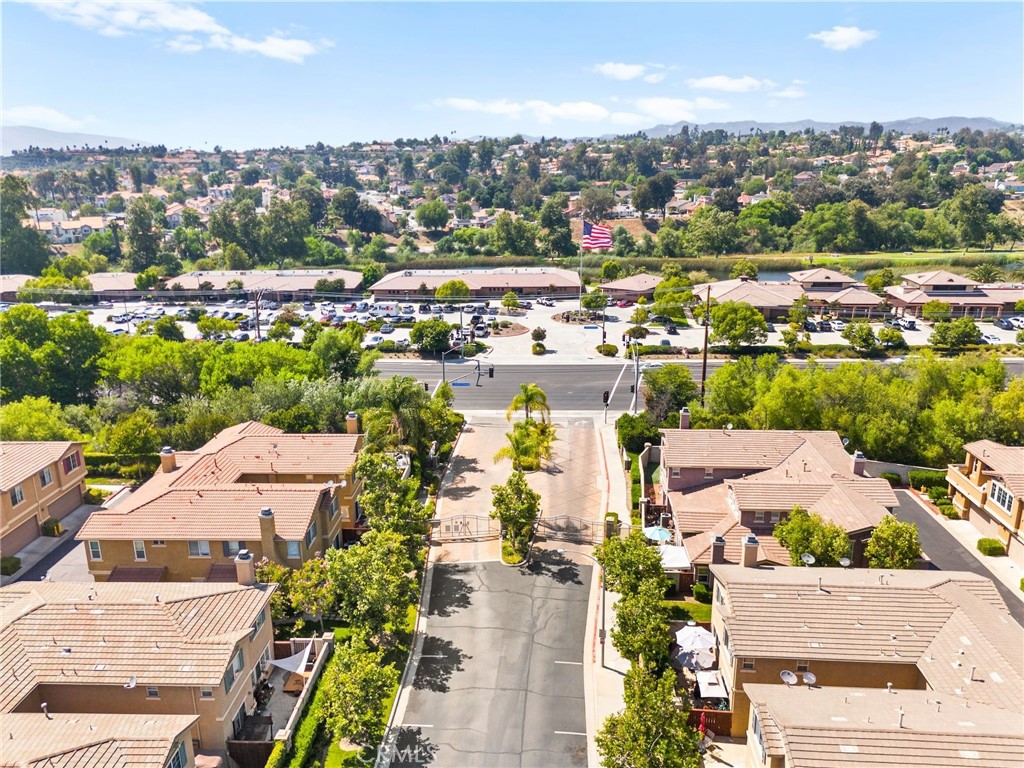 MLS #OC25136647 img 42