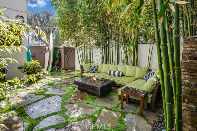 311 Topaz Street, Redondo Beach, California 90277, 5 Bedrooms Bedrooms, ,2 BathroomsBathrooms,Residential,Sold,Topaz,SB17009077