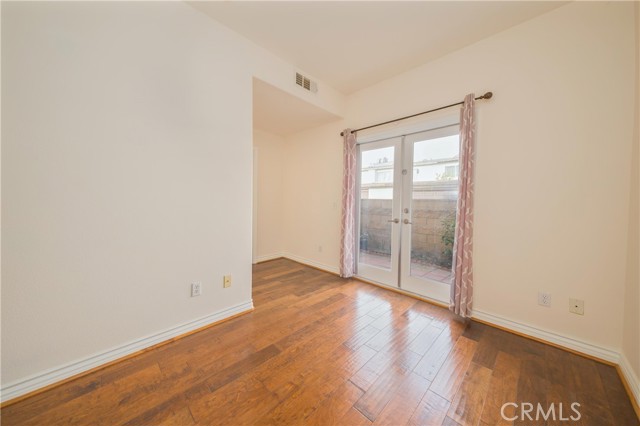 Detail Gallery Image 9 of 11 For 1927 Strathmore #G,  San Gabriel,  CA 91776 - 3 Beds | 3 Baths