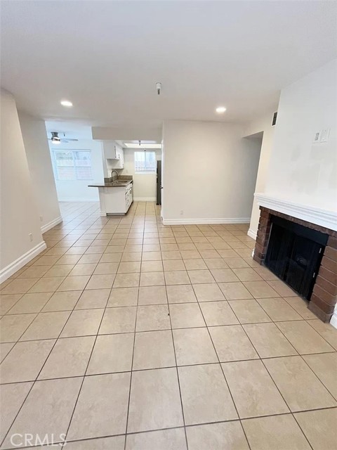 139 Avenida Miramar, San Clemente CA: https://media.crmls.org/medias/e645751d-4064-42bf-b8db-061e6ba076da.jpg