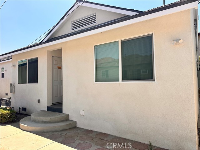 Detail Gallery Image 1 of 13 For 1621 1/2 S Atlantic Bld, Alhambra,  CA 91803 - 2 Beds | 2 Baths