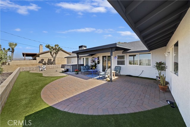 55578 Free Gold Drive, Yucca Valley CA: https://media.crmls.org/medias/e64604c2-66ff-465a-a6a0-4e78b4133185.jpg