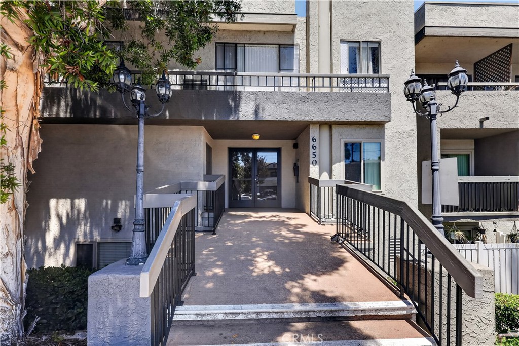 6650 Amherst - photo 15