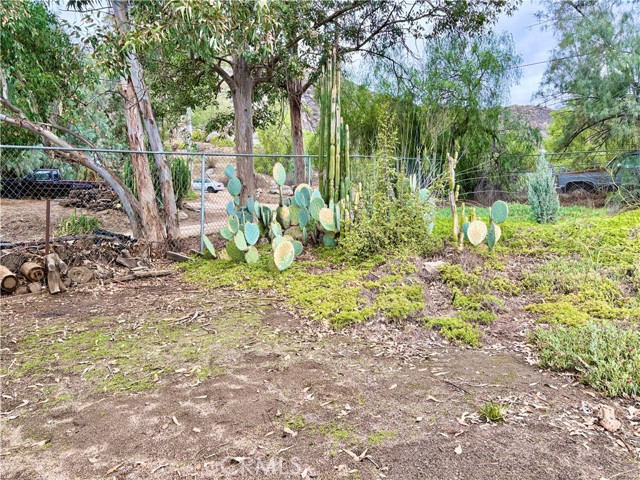 Detail Gallery Image 17 of 32 For 33510 Beverly, Hemet,  CA 92545 - – Beds | – Baths