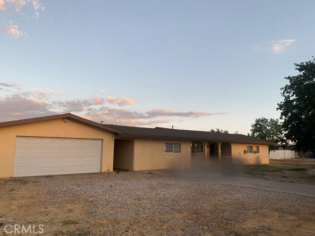 Detail Gallery Image 1 of 30 For 15147 Dakota Rd, Apple Valley,  CA 92307 - 4 Beds | 2 Baths