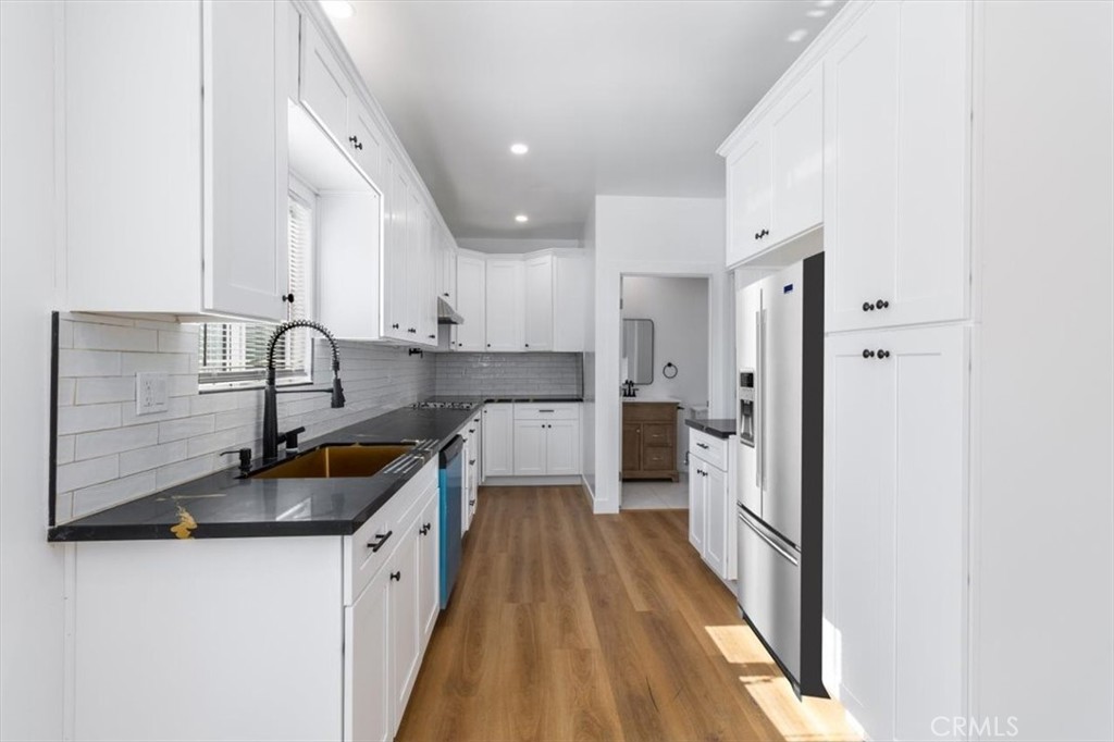 E64869A6 08Ff 4D2B Bd7B Ad9E5A0B681A 6616 Denver Avenue, Los Angeles, Ca 90044 &Lt;Span Style='BackgroundColor:transparent;Padding:0Px;'&Gt; &Lt;Small&Gt; &Lt;I&Gt; &Lt;/I&Gt; &Lt;/Small&Gt;&Lt;/Span&Gt;