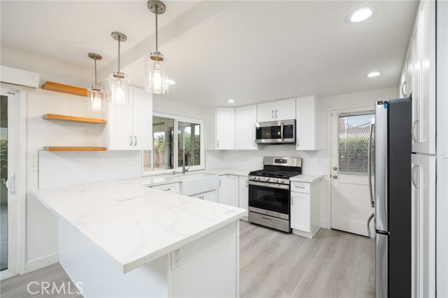 Detail Gallery Image 11 of 38 For 1032 E Juanita, Glendora,  CA 91740 - 4 Beds | 2 Baths