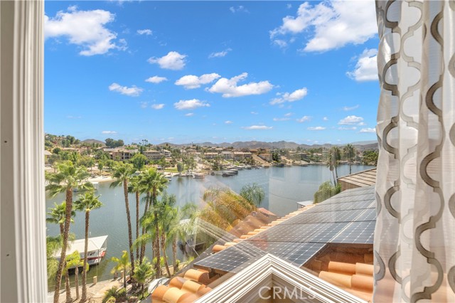 Detail Gallery Image 28 of 70 For 22166 W San Joaquin Dr, Canyon Lake,  CA 92587 - 5 Beds | 4/1 Baths