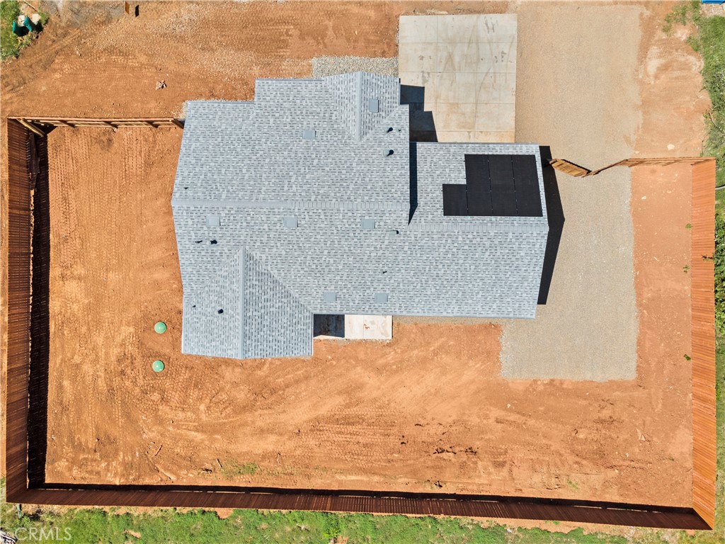 https://media.crmls.org/medias/e648b15e-0573-4d0e-82f8-244216f1f537.jpg?preset=X-Large