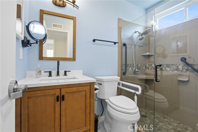 9451 Harcourt Circle, Huntington Beach CA: https://media.crmls.org/medias/e6490fc0-d76d-4407-b87b-202d5f970889.jpg
