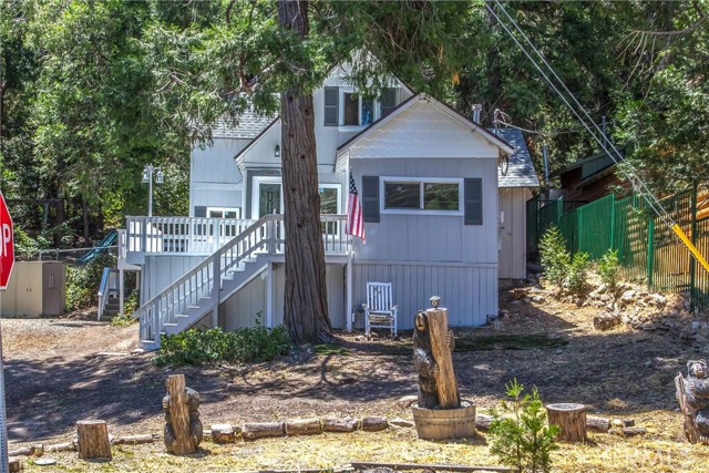 Detail Gallery Image 3 of 45 For 24009 Pioneer Camp Rd, Crestline,  CA 92325 - 2 Beds | 1/1 Baths