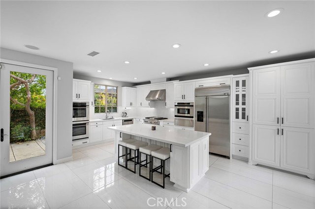 Detail Gallery Image 11 of 25 For 6 Julia St, Ladera Ranch,  CA 92694 - 4 Beds | 3 Baths