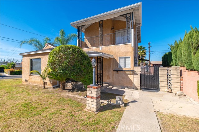 Detail Gallery Image 2 of 58 For 1823 N Rowan, Los Angeles,  CA 90032 - 3 Beds | 2 Baths