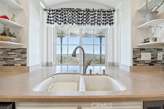 Detail Gallery Image 11 of 60 For 13070 Rancho Heights Rd, Pala,  CA 92059 - 4 Beds | 4/1 Baths