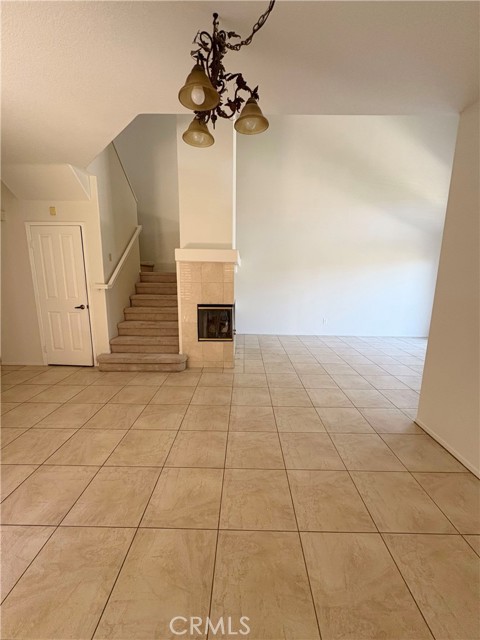 Detail Gallery Image 8 of 31 For 2018 Villa Del Lago Dr #B,  Chino Hills,  CA 91709 - 4 Beds | 2/1 Baths