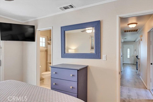 1986 14th Street, Olivehurst CA: https://media.crmls.org/medias/e64bdbe7-53a8-4e69-8ccf-e1911cea83ba.jpg