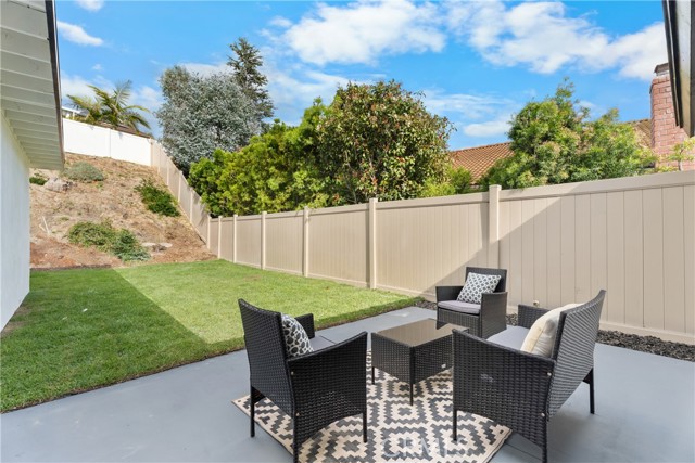 Detail Gallery Image 26 of 37 For 26461 Montecito Ln, Mission Viejo,  CA 92691 - 4 Beds | 2 Baths