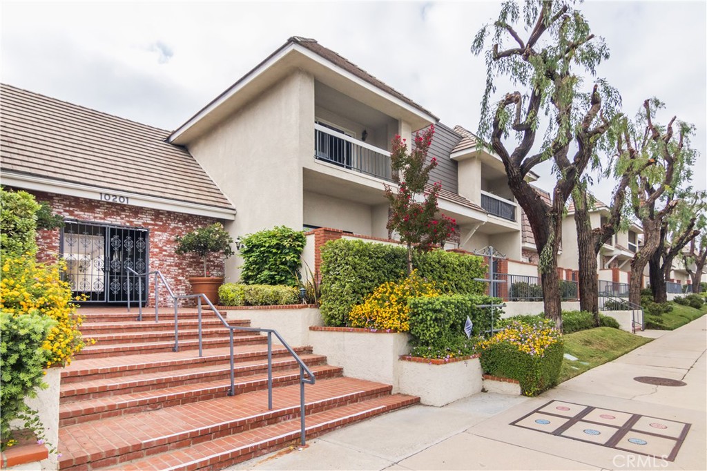 10201 Mason #62