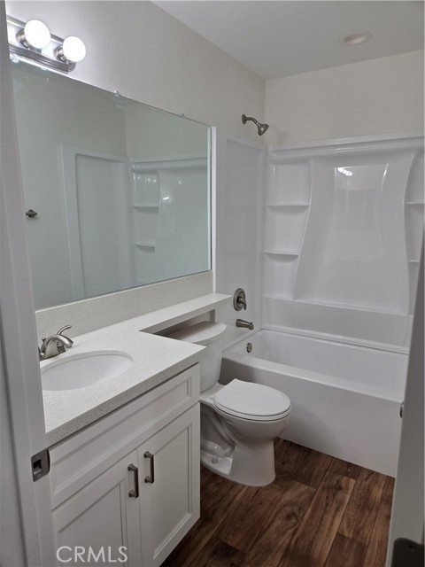 7784 Chanticleer Road, Highland CA: https://media.crmls.org/medias/e64e6fca-16fd-4405-bb0a-e100fe88dd6c.jpg