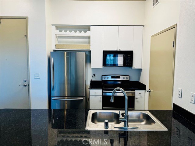 Detail Gallery Image 3 of 31 For 488 E Ocean #418,  Long Beach,  CA 90802 - 2 Beds | 2 Baths