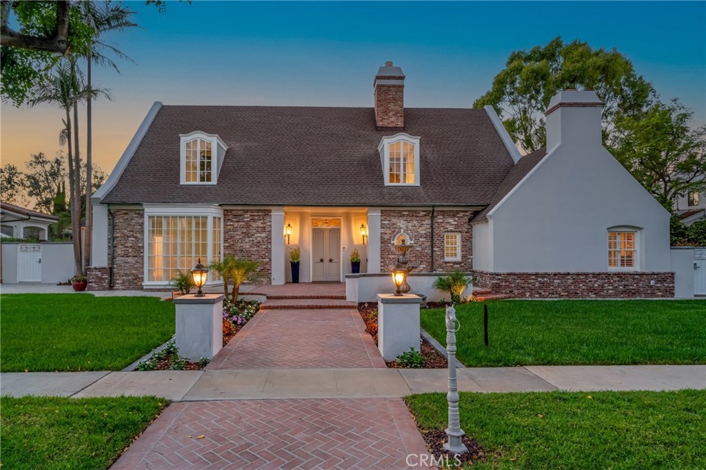 4217 Cedar