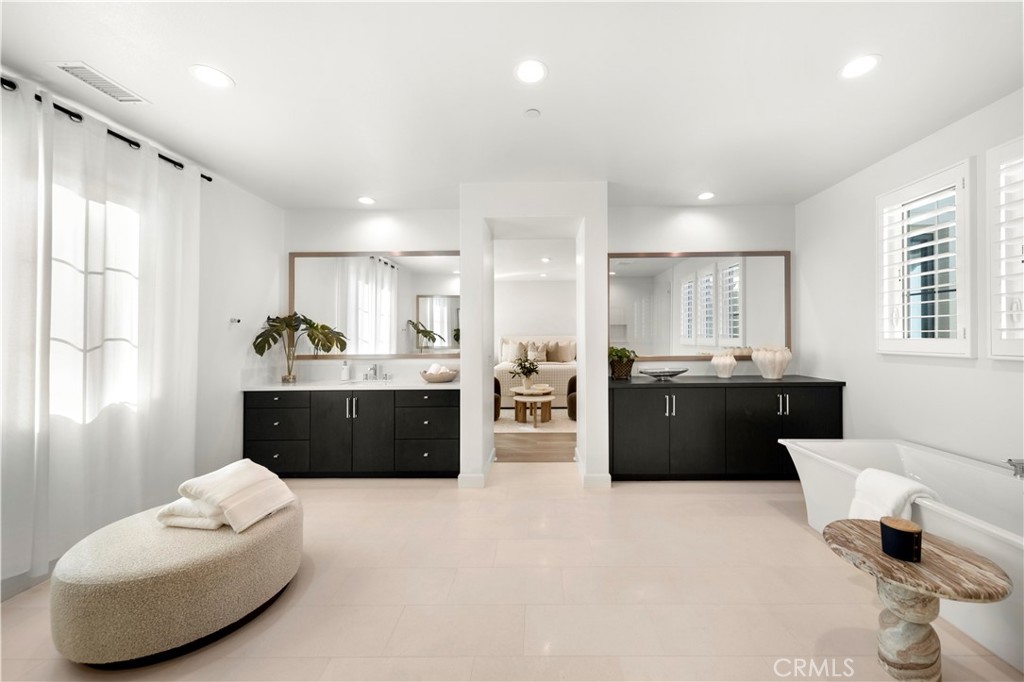 MLS #OC26079558 image #31
