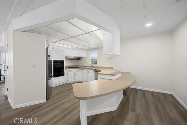 Detail Gallery Image 10 of 28 For 53 Cedarwood Ln, Bakersfield,  CA 93308 - 2 Beds | 1 Baths