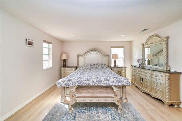 Detail Gallery Image 15 of 41 For 1202 Clipper Ln, Harbor City,  CA 90710 - 4 Beds | 3 Baths
