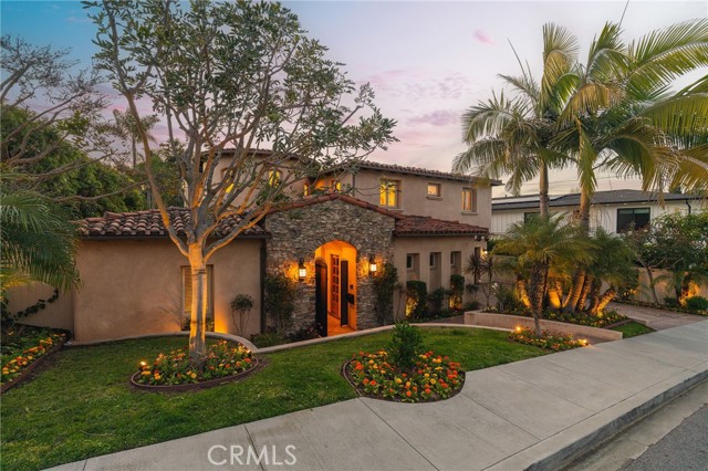 Detail Gallery Image 2 of 74 For 113 S Herrin, Manhattan Beach,  CA 90266 - 5 Beds | 4/1 Baths