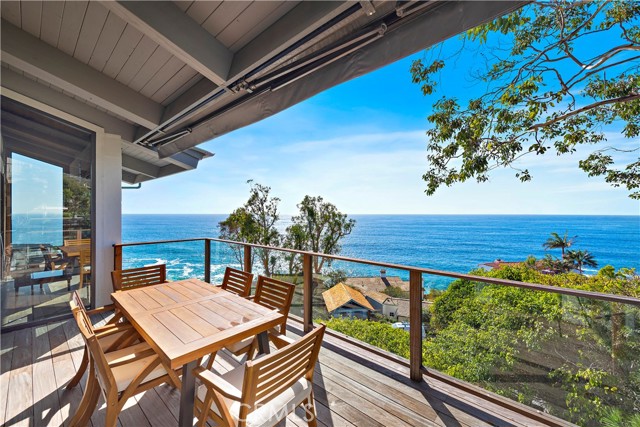 Detail Gallery Image 1 of 69 For 2623 Victoria Dr, Laguna Beach,  CA 92651 - 4 Beds | 3/1 Baths