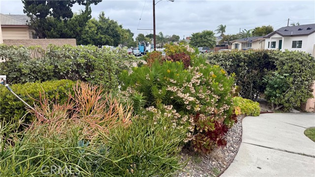 Detail Gallery Image 28 of 31 For 20807 Elaine Ave #4,  Lakewood,  CA 90715 - 3 Beds | 3 Baths