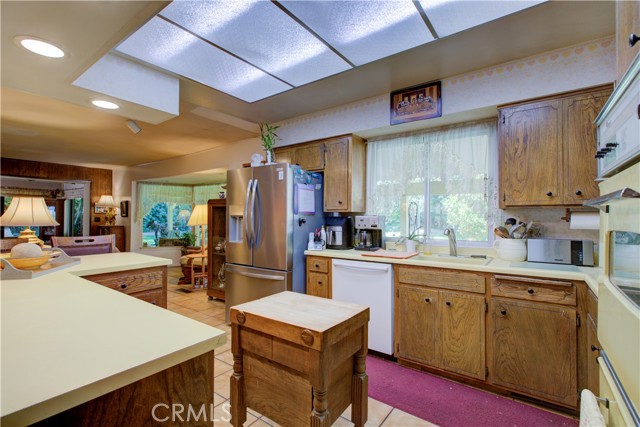 2341 Village Circle Drive, Atwater CA: https://media.crmls.org/medias/e653179a-3a0a-44bf-9a41-0b67bb1f468b.jpg