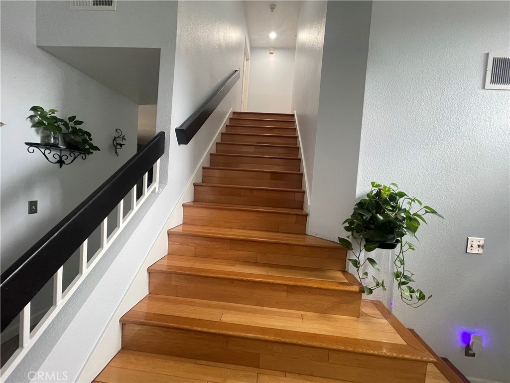 MLS #IV25186565 image #14