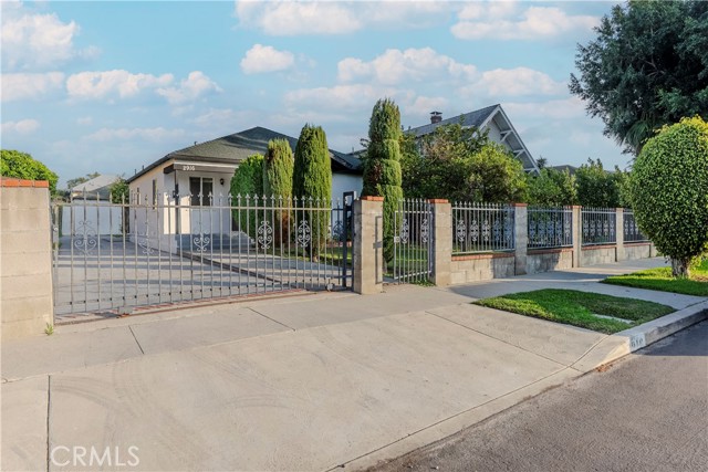 Detail Gallery Image 25 of 33 For 2916 Halldale, Los Angeles,  CA 90018 - 3 Beds | 2 Baths