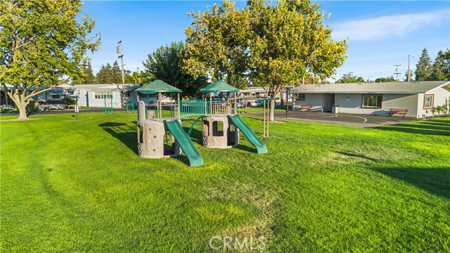 Detail Gallery Image 3 of 18 For 152 Seville Ct #152,  Atwater,  CA 95301 - 2 Beds | 2 Baths