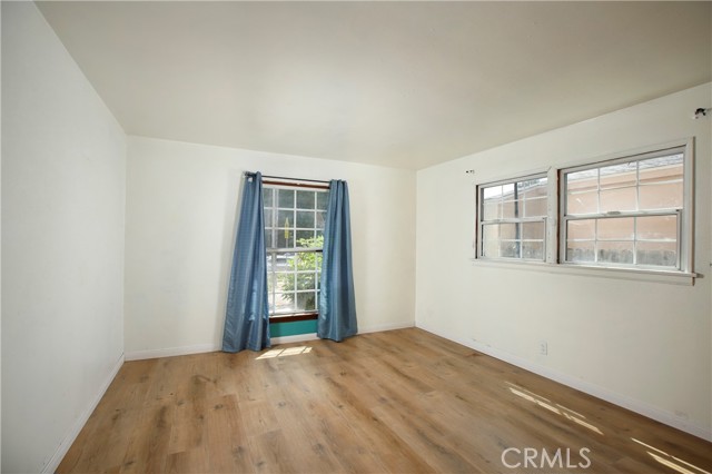 Detail Gallery Image 10 of 22 For 7339 Baird Ave, Reseda,  CA 91335 - 3 Beds | 1 Baths