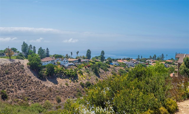 6526 Ocean Crest Drive, Rancho Palos Verdes, California 90275, ,1 BathroomBathrooms,Residential,Sold,Ocean Crest,SB21195231