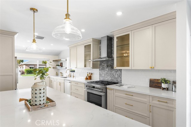 Detail Gallery Image 32 of 74 For 2950 N Lincoln St, Burbank,  CA 91504 - 3 Beds | 2 Baths