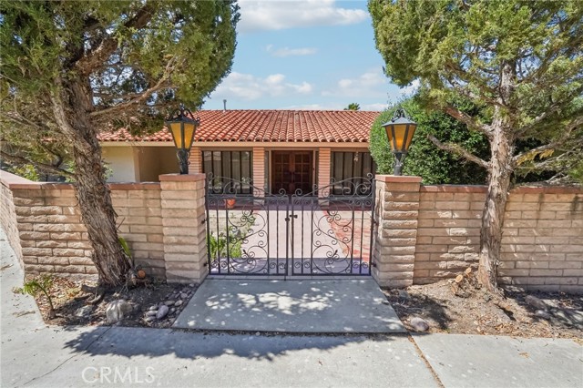 42131 San Jose Drive, San Jacinto CA: https://media.crmls.org/medias/e657c7b2-4241-4770-8b8a-6b8a7e0243e9.jpg