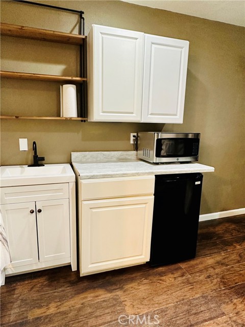 Detail Gallery Image 5 of 8 For 362 E 7th St #2,  Perris,  CA 92570 - 1 Beds | 1 Baths