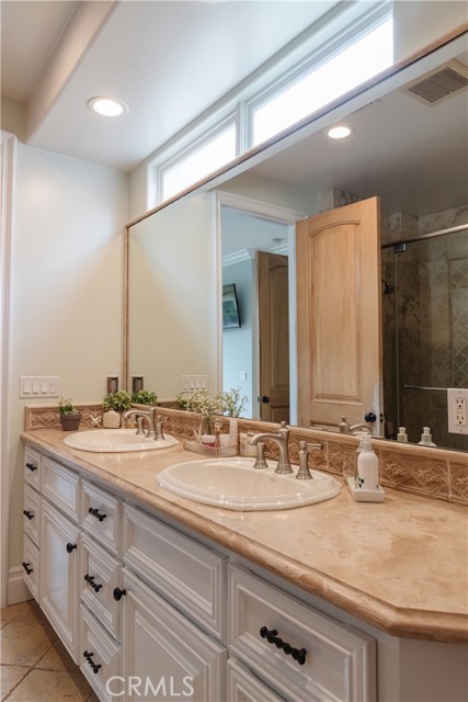 351 30th Street, Hermosa Beach, California 90254, 4 Bedrooms Bedrooms, ,3 BathroomsBathrooms,Residential,For Sale,30th,SB25124501