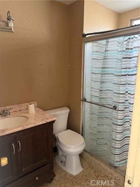 Detail Gallery Image 4 of 9 For 1818 Goodwin, Vista,  CA 92084 - 3 Beds | 2 Baths