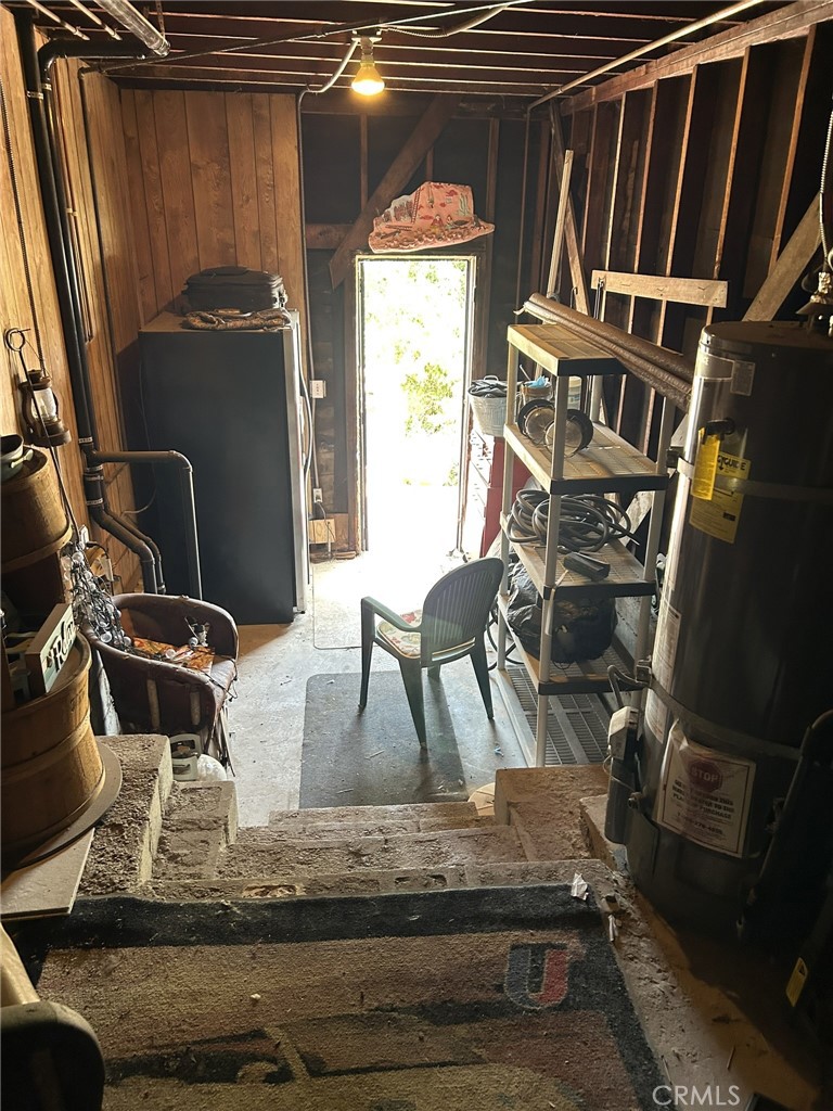 https://media.crmls.org/medias/e659275c-159b-4abb-b0a6-de1b4bb874f5.jpg?preset=X-Large