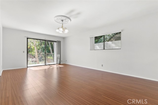 Detail Gallery Image 23 of 66 For 1321 Greenbriar, Glendale,  CA 91207 - 4 Beds | 3/1 Baths